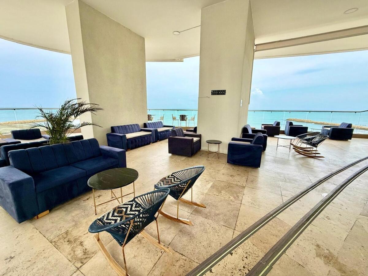 2br In Front Of The Cartagena